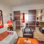 Alc - Hv3 - 6 Min Palais And Beaches
