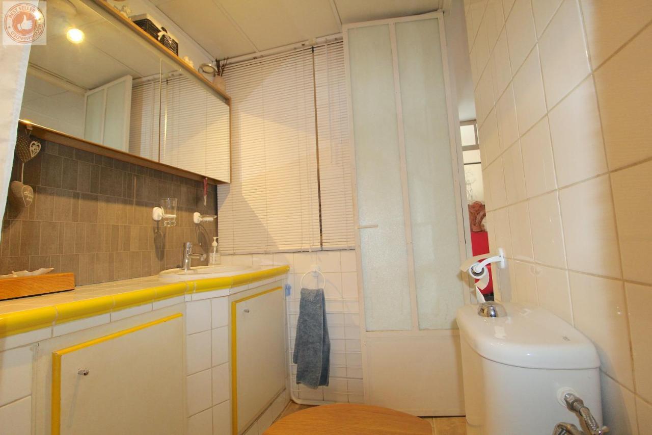 Alc - Hv3 - 6 Min Palais And Beaches